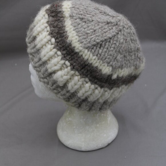 Vintage Cowichan Toque - Stripe Pattern - Adult One Size - Picture 2 of 4